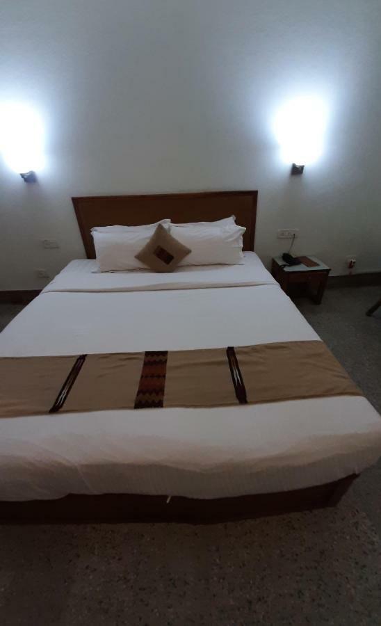 Hotel Saramati Dimāpur Exterior photo