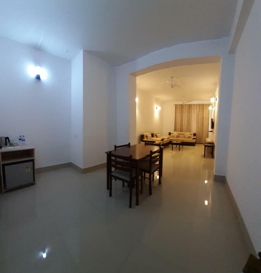 Hotel Saramati Dimāpur Exterior photo