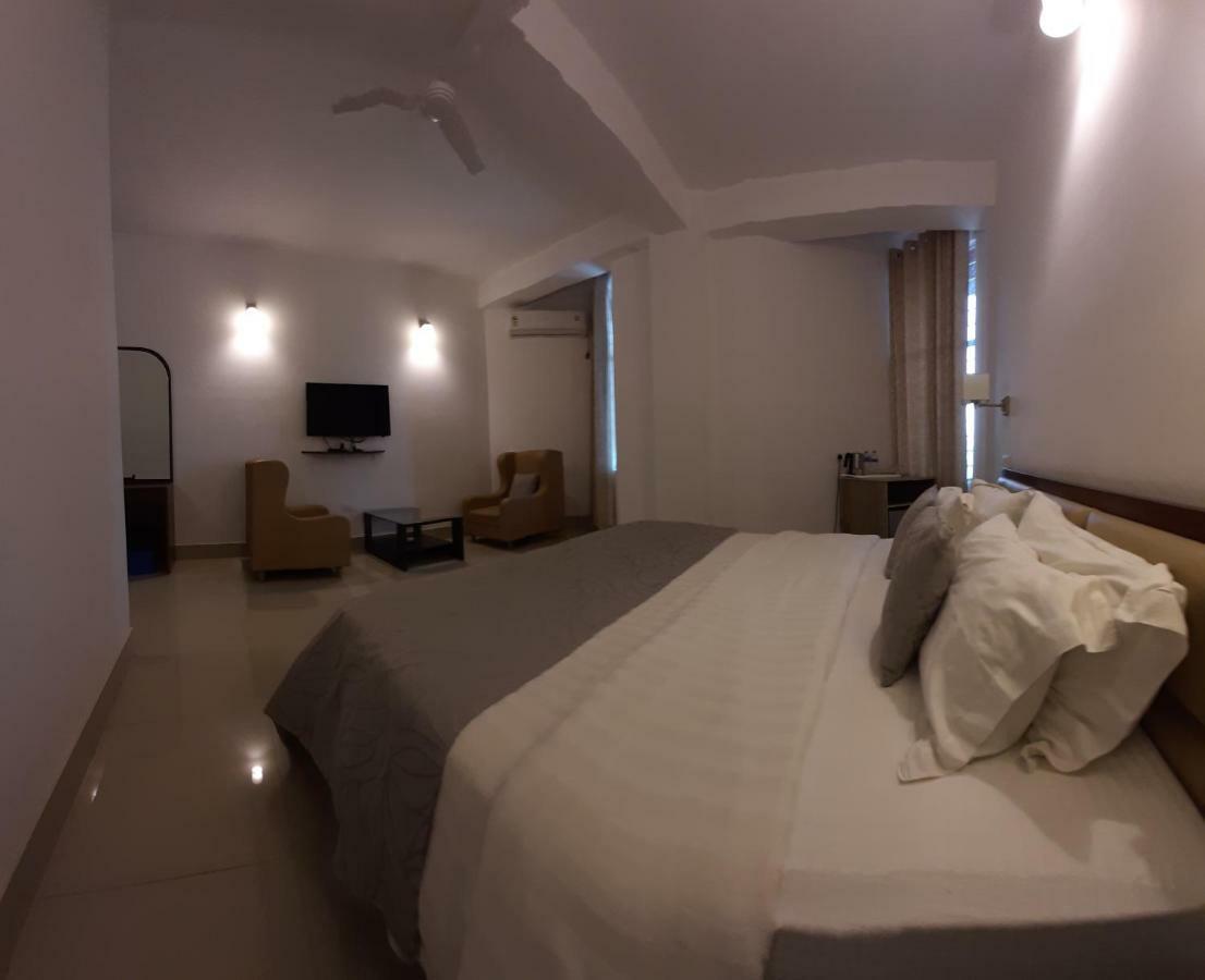 Hotel Saramati Dimāpur Exterior photo